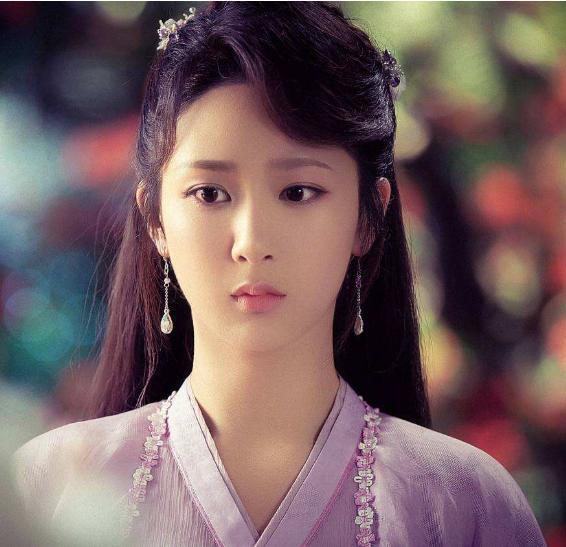 迪丽热巴|《青簪行》引期待，《长歌行》预告也跟上，杨紫热巴再被比较