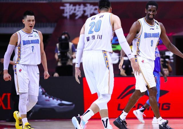 马布里|5年后重返四强！后马布里时代重建看到希望：阿联伤病“助”书豪冲冠