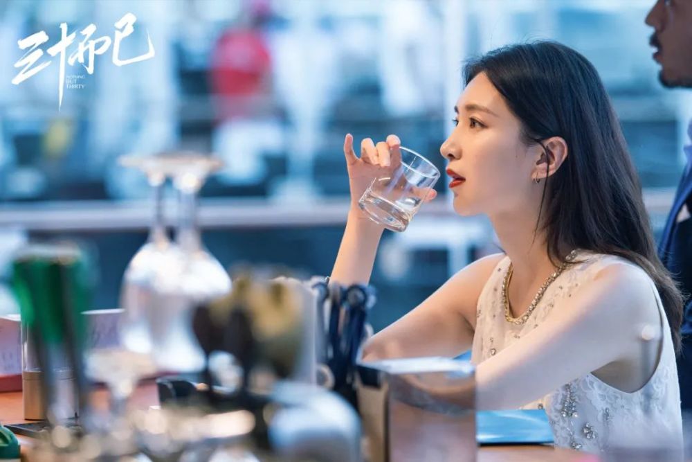 王漫妮|被江疏影戳痛了