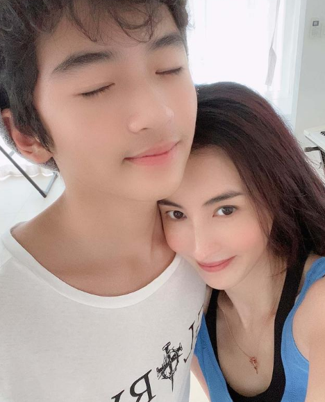 张柏芝|谢振轩过13岁显冷清，张柏芝为儿子庆生的方式很特殊，谢霆锋做法耐人寻味