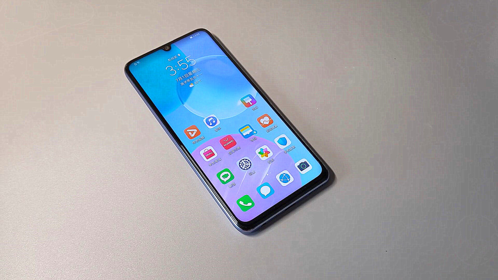 连续六款华为手机,都没有掀起高热度,真的怪联发科处理器吗?