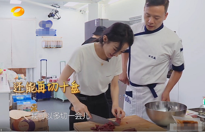 中餐厅|《中餐厅》黄晓明变了，赵丽颖哭了，而他却被集体吐槽“飘了”