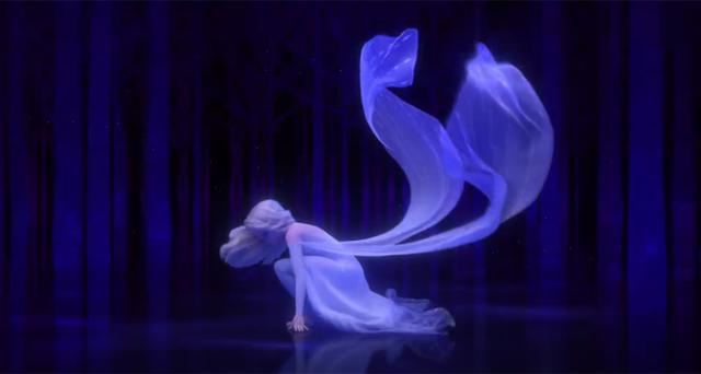 冰雪奇缘2中艾莎最美的五个瞬间,轻纱飞扬的长发艾莎宛若仙女