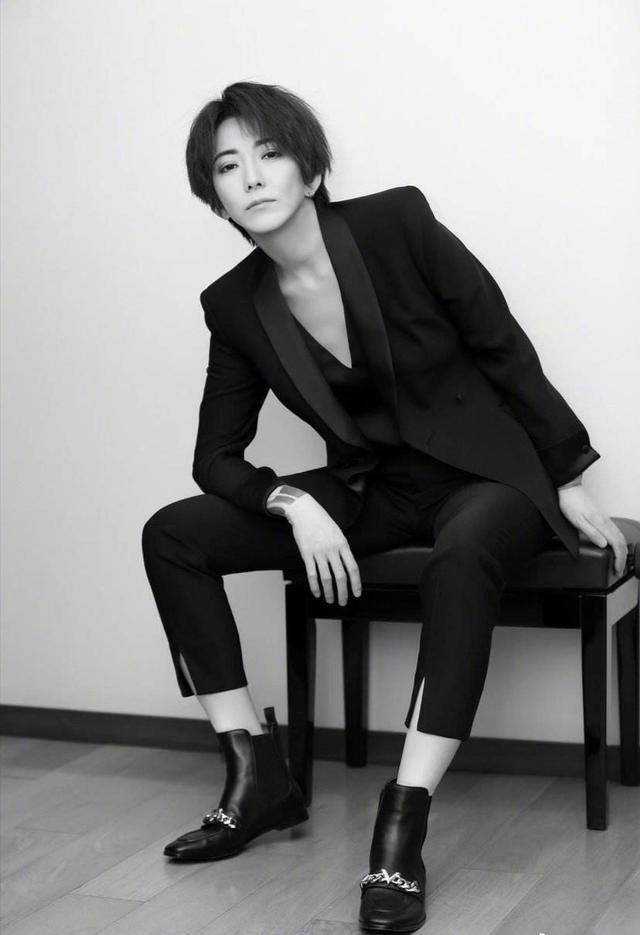 快女|《快女》小鬼刘忻携梦想归来，为《乐队的夏天》拒绝《浪姐》邀请