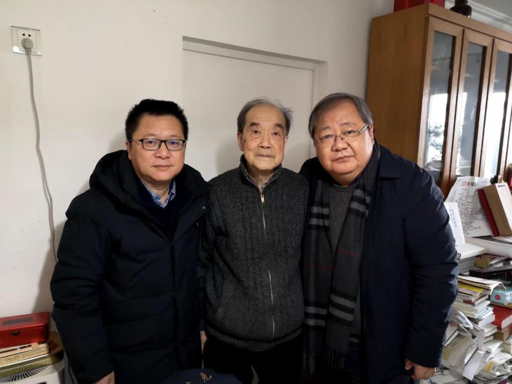 邵燕祥|著名诗人、杂文家邵燕祥去世 曾任《诗刊》副主编 被誉“当代鲁迅”