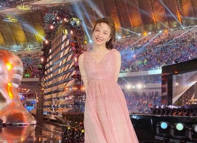 乘风破浪的姐姐|《乘风破浪的姐姐》未完《元气满满的哥哥》就位，最大赢家是她？