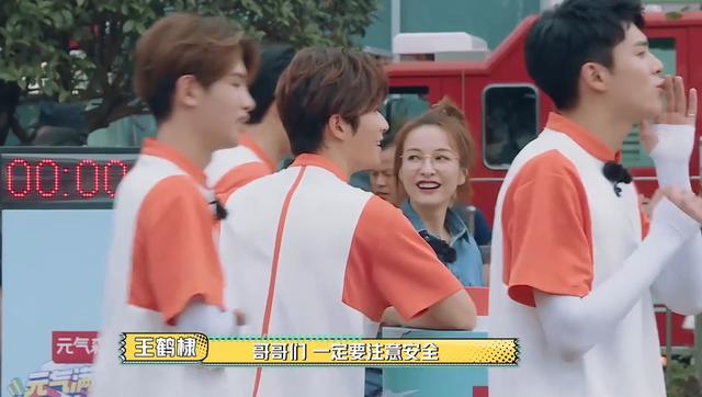 乘风破浪的姐姐|《乘风破浪的姐姐》未完《元气满满的哥哥》就位，最大赢家是她？