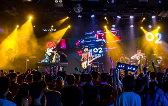 乐队的夏天|淘汰水木年华拉踩五条人淘汰白举纲，《乐队的夏天》这是要玩火？