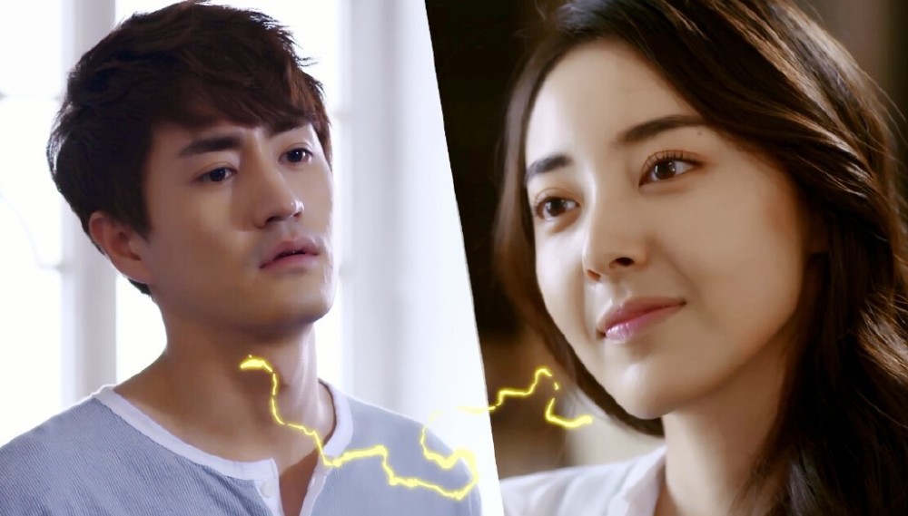 她屡次被传是陈屿女朋友今穿衬衫配短裙大长腿纤细笔直