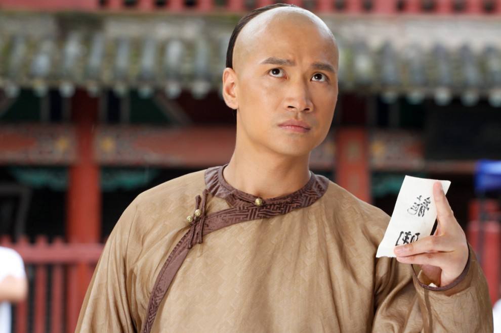 何晟铭|于正力捧的何晟铭，人人喜爱的“四阿哥”，为什么突然消失了？