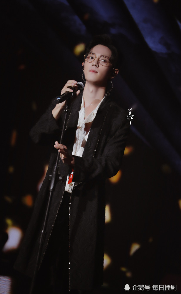 肖战工作室|肖战工作室开始被背锅227事件，肖战粉丝要看清问题，向着光出发