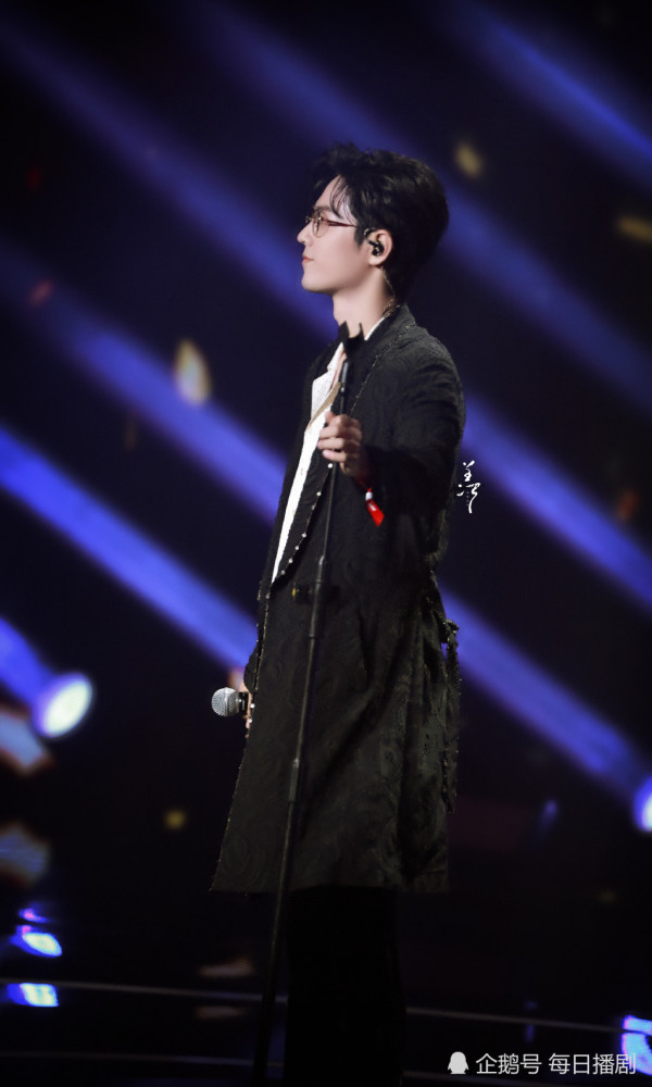 肖战工作室|肖战工作室开始被背锅227事件，肖战粉丝要看清问题，向着光出发