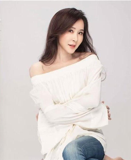 萧蔷亲揭"掌掴事件"!无奈喊:第一次觉得被卖掉