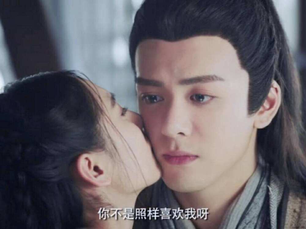 金庸|金庸新修版《倚天屠龙记》两大败笔，直接拉低整部小说的水准