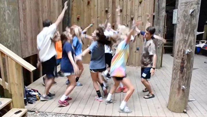 夏令营|重磅！5岁以下幼童，病毒是成人100倍，1个夏令营260个孩子确诊！