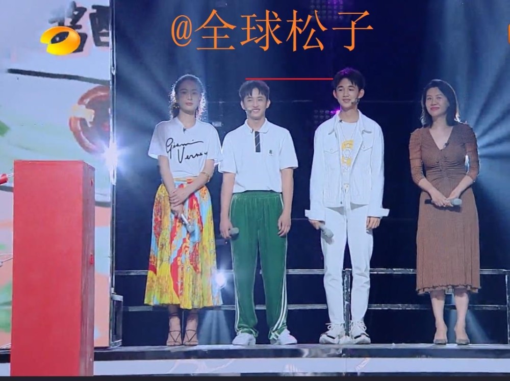 隐秘的角落|《隐秘的角落》重聚朱朝阳身高反超严良不少帅气逼人，网友：牛奶没白喝