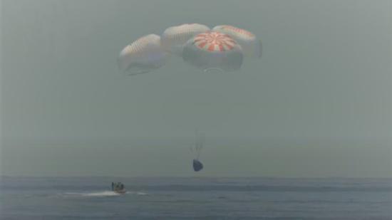 spacex公司|SpaceX再度创造历史，龙飞船成功将两名宇航员带回地球