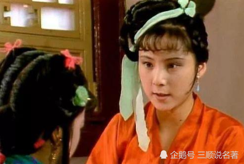 贾宝玉|比晴雯更轻狂，比秋纹更无能，这个丫头亲手断送了自己的前程