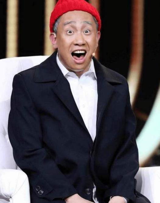 贾玲|从春晚巨星沦为笑柄，为挣钱“丢弃”贾玲，网友：自作自受