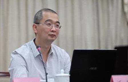 网文|他们写下十五本经典小说至今难以超越，未来网文界看他们谁称巅峰