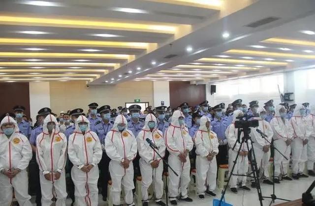 四川会理对罗国彩唐善会等19人涉黑案公开宣判