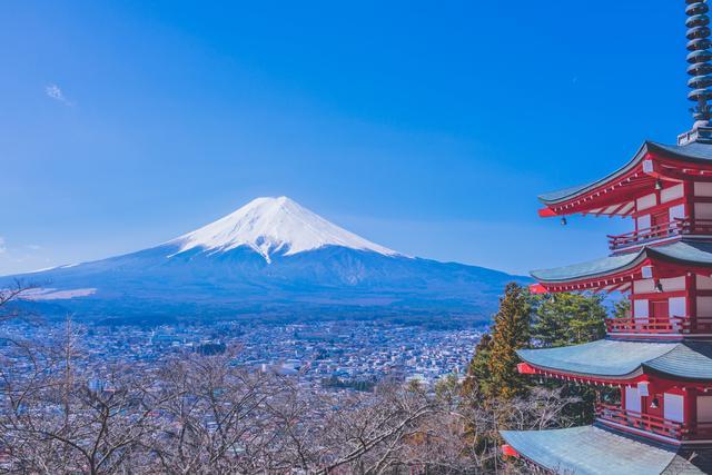 日本第一高峰，不登山顶非英雄