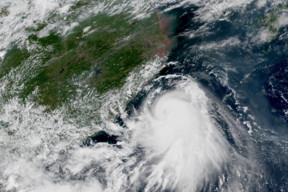 黑格比|台风眼出现！黑格比突然加强，已靠近浙江！分析：预警可能升级