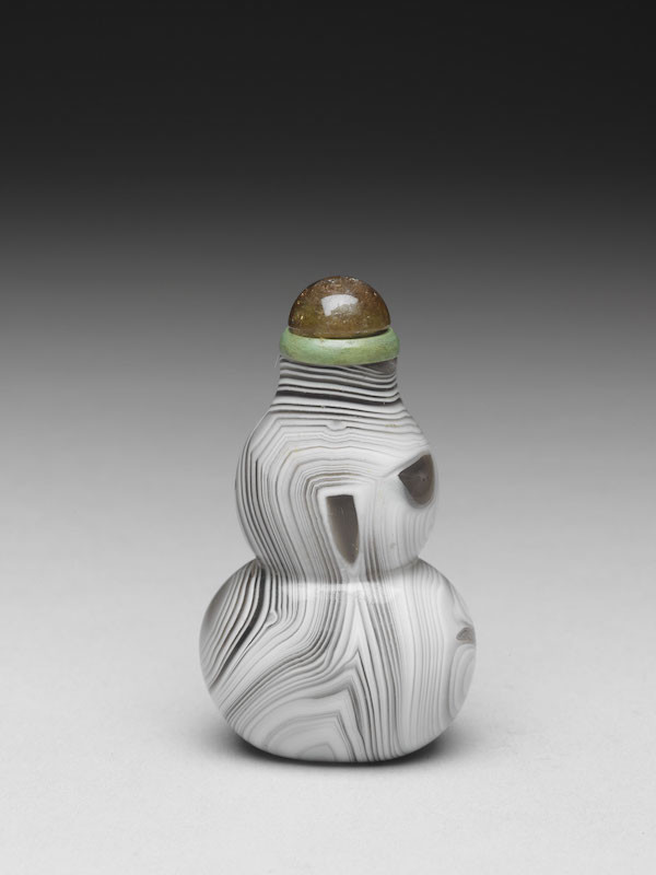 鼻烟壶|台北故宫新展“士拿乎”：方寸间的鼻烟壶与清宫微型艺术