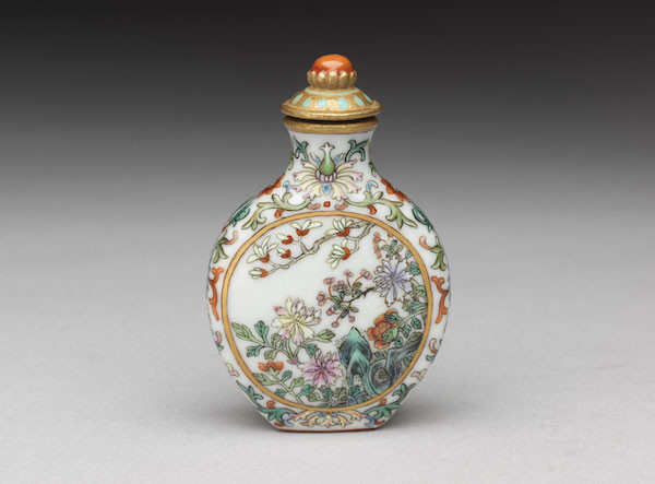 鼻烟壶|台北故宫新展“士拿乎”：方寸间的鼻烟壶与清宫微型艺术