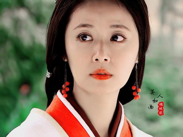 林心如|44岁林心如近照曝光，女性美的畸形定义，是对女人最大的PUA