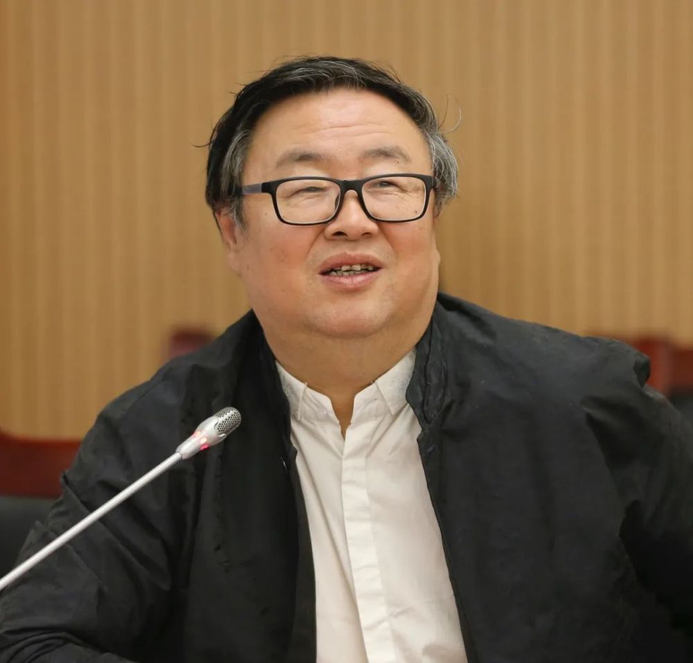 李少君从博格达看世界读韩子勇诗集博格达