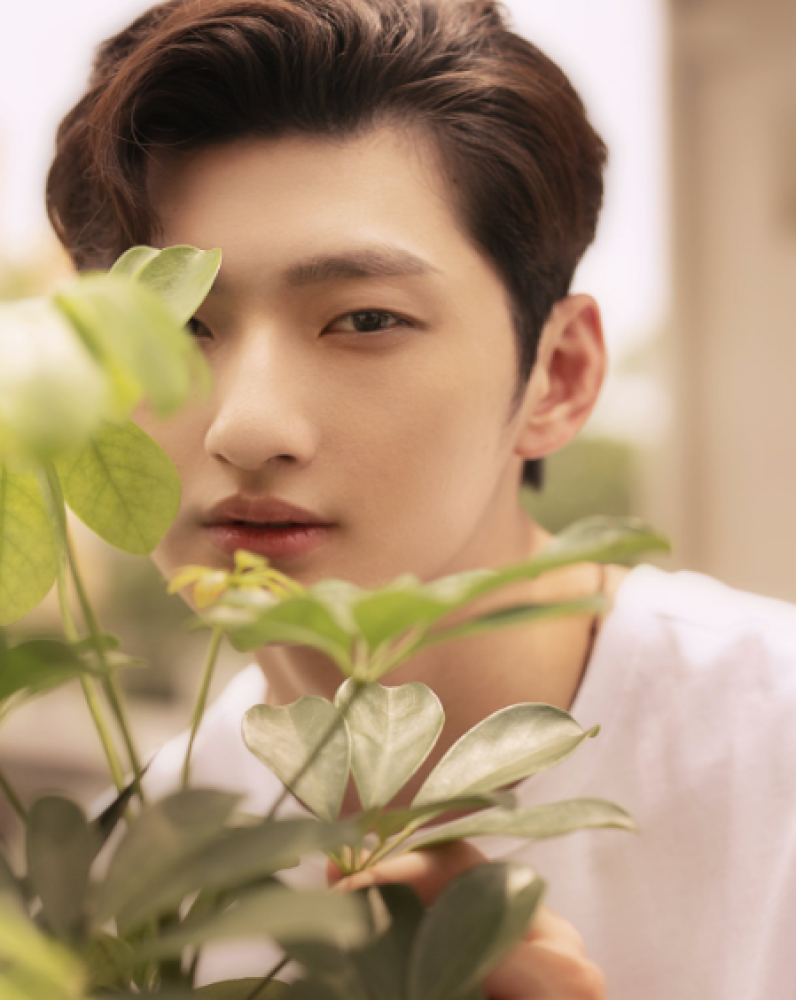 赵露思又恋爱了绯闻男友曾参加创造营两人晒图疑秀恩爱