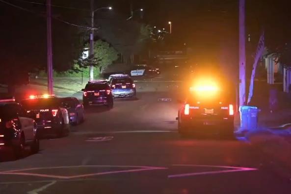 波特兰|波特兰一夜传出150声枪响 居民：这里是美国，却像战区