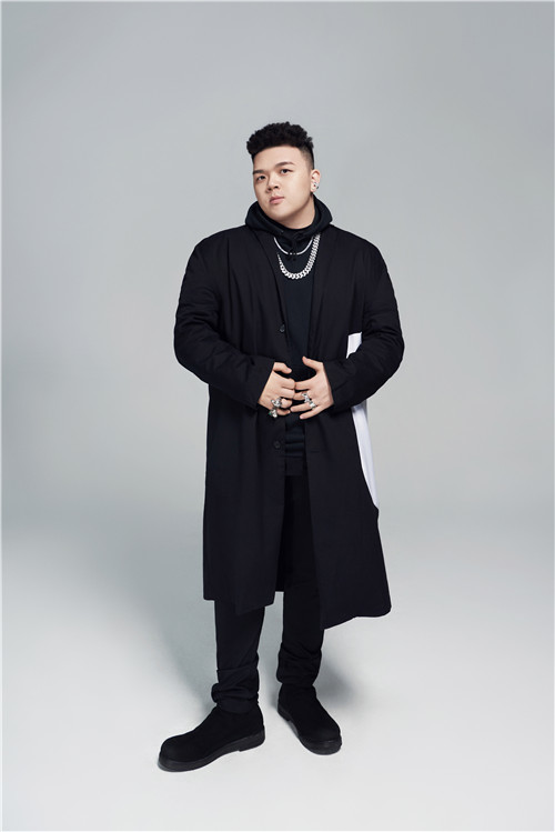 8月3日著名说唱歌手音乐制作人艾福杰尼发表新歌theoldwineforthe