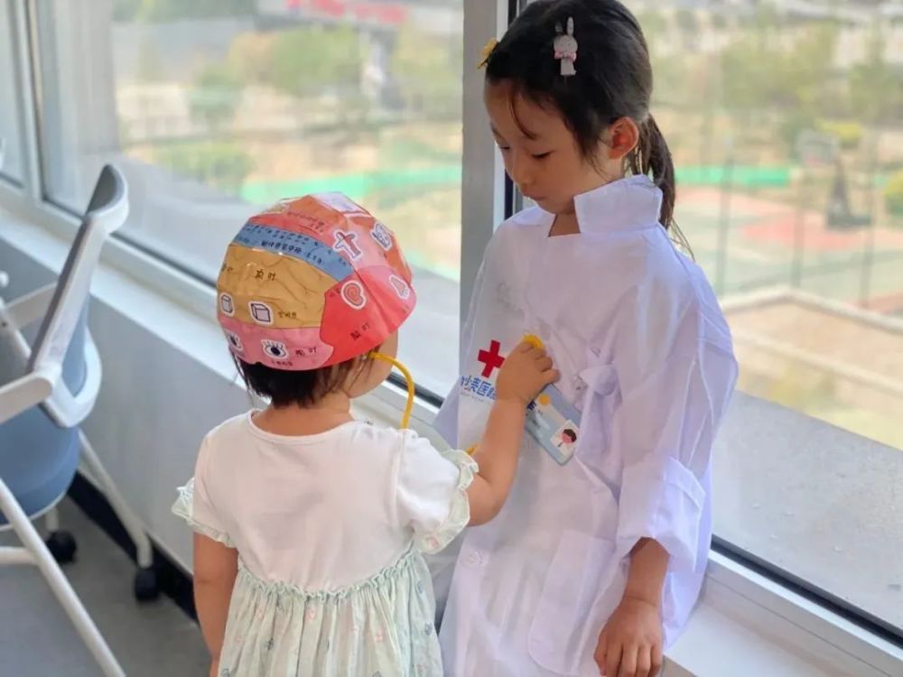 孩子|拍X光片、手术缝合、自制血液循环……娃竟然玩了俩小时没理我！