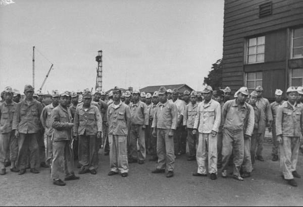 日本海军投降仪式历史旧影