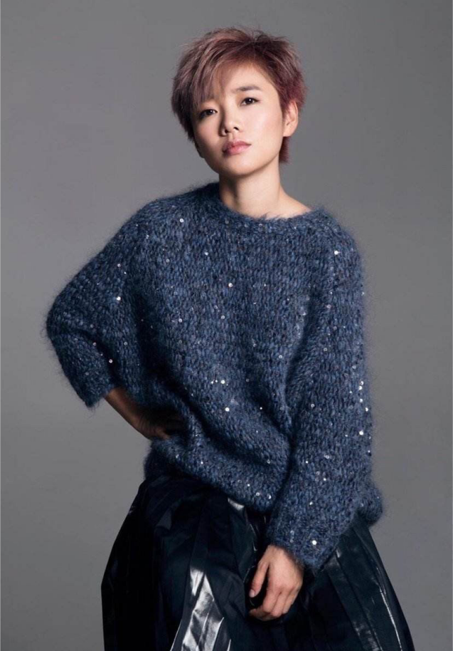 许飞故意把自己的头p到黄晓明婚纱照上,操作令人迷惑,蹭流量?