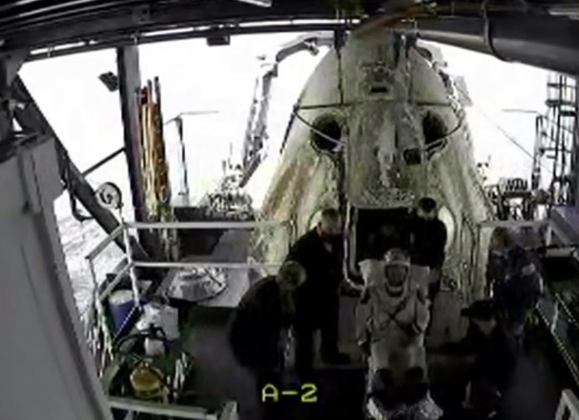 spacex公司|SpaceX载人飞船返程 马斯克全程“祈祷”