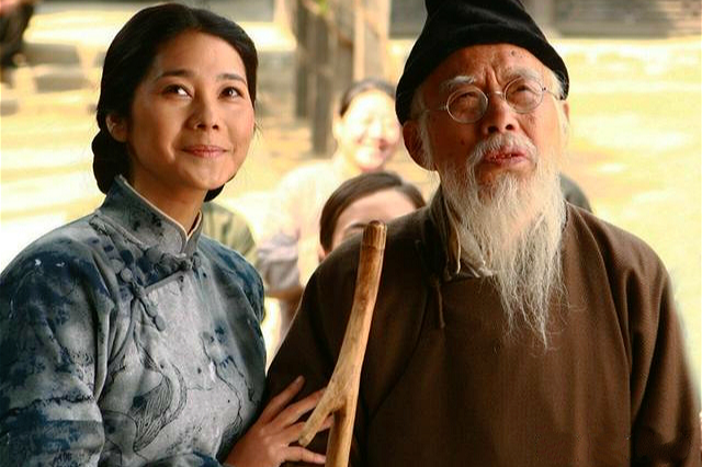 齐白石|齐白石摆地摊，一幅画换不来一棵白菜，几枚印章却改变了他的命运