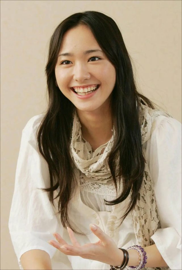 1美app:日本女星各个大饼脸却这么多人吹捧,到底美在哪?