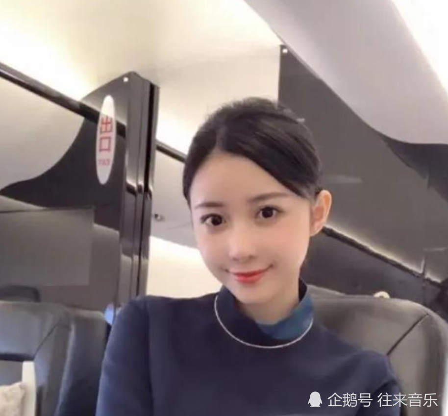 潘玮柏|潘玮柏老婆再曝猛料！和神秘男亲密合影流出？对方还直接靠在肩上！