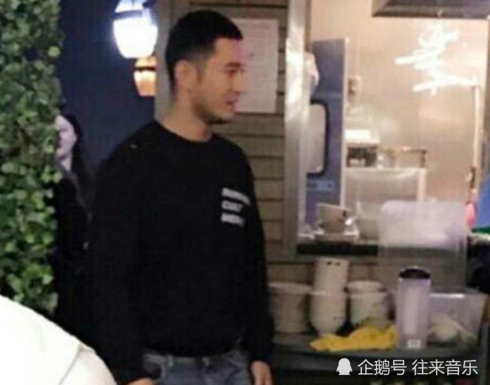 黄晓明|许飞将杨颖婚纱照P成自己！其实黄晓明早已知情？网友：要点脸！