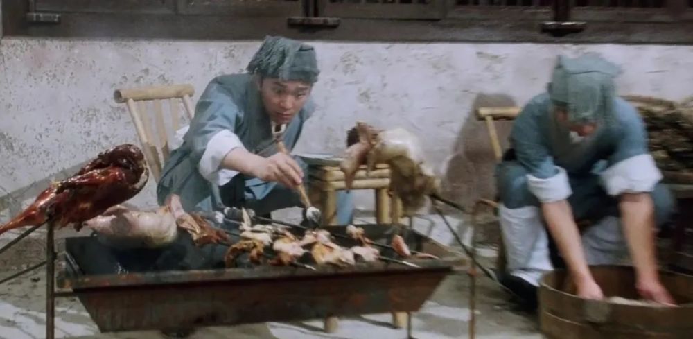 唐伯虎点秋香|《唐伯虎点秋香》：为什么武状元要9527，把烤鸡左腿统统留给他？