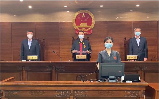 注册商标专用权|北京海淀：因“凤凰”等商标被侵权，凤凰卫视获赔500万元