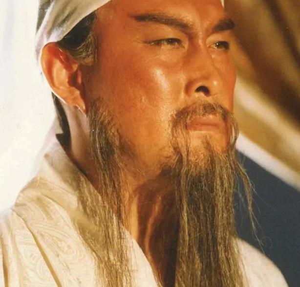 老戏骨陆树铭再演"关二爷",64岁精神矍铄,披战袍不怒自威!