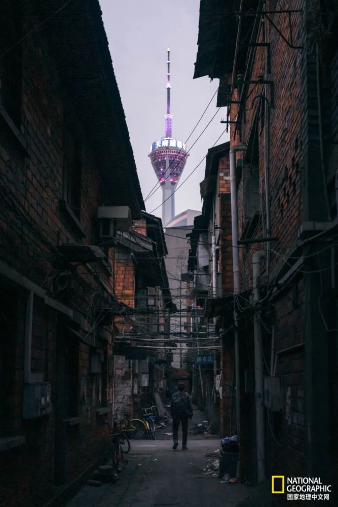 成都|成都，消失的边界