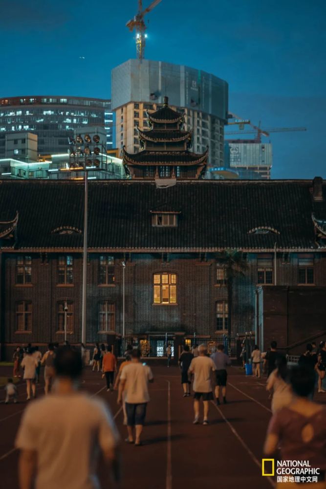 成都|成都，消失的边界