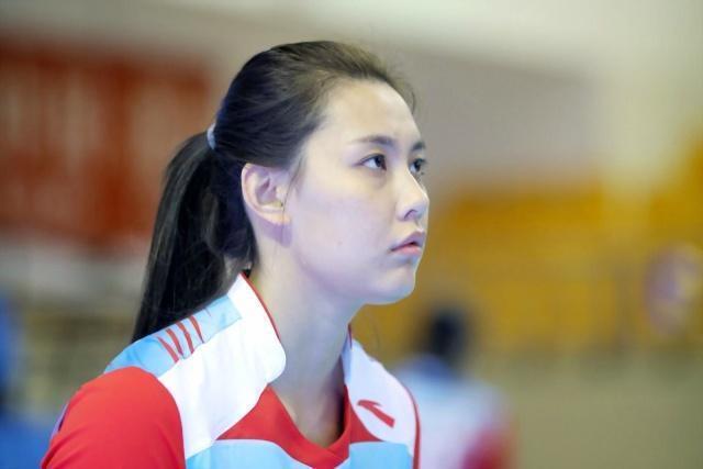 天津女排王佳敏发声疑为情郎打气加油新赛季能重返天津吗