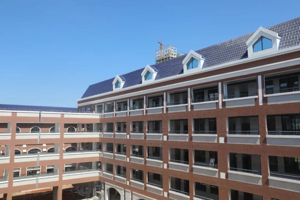 提前探校72个班株洲市二中附小今秋开学