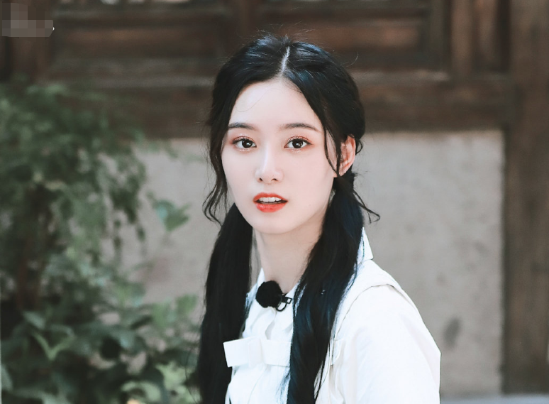 徐艺洋手把手教学暴力上妆太憨了不过素颜与化妆区别在哪